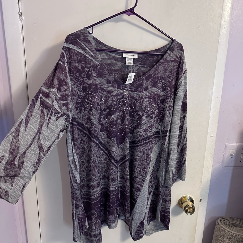 NWT Exclusive One 2x. Purple and gray